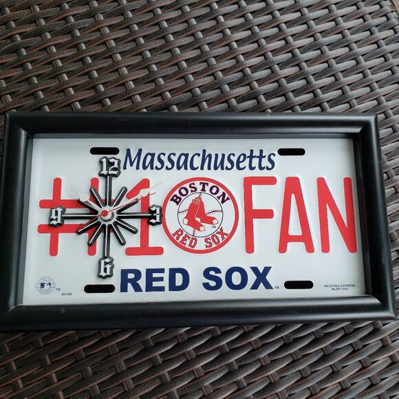 Boston Red Sox clock - Picture 1 of 2